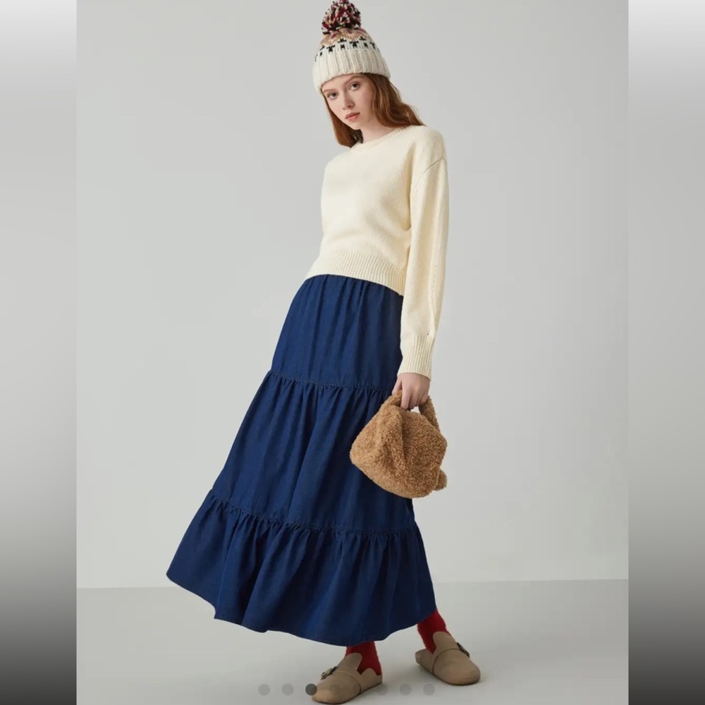 Cider small ivory goose pattern crew neck knit sweater. - Picture 6 of 13